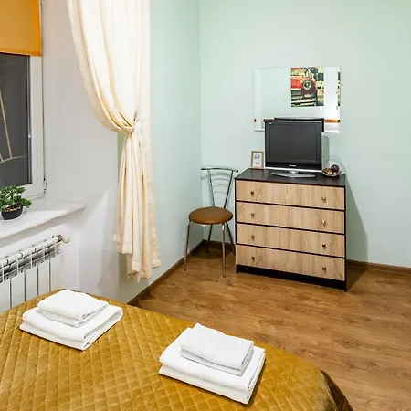 Rainbow Apartment Near Rynok Sq Lviv Exterior photo